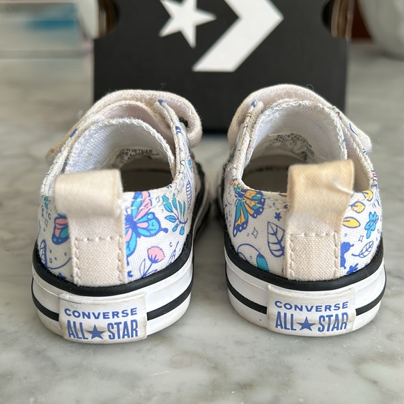 Converse All-Star Velcro butterfly infant shoes sz:2 - Picture 6 of 9